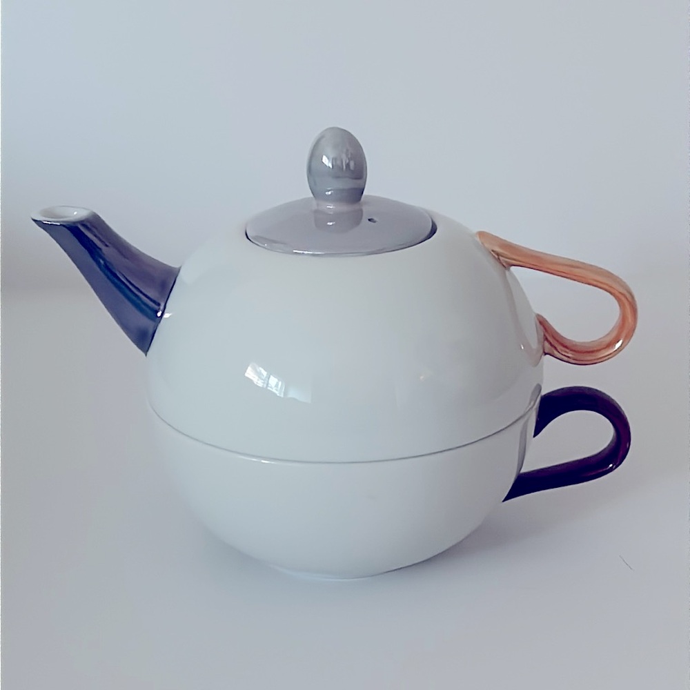 VTG Pottery Barn White Stacking Nested Single Serve Teapot & Cup